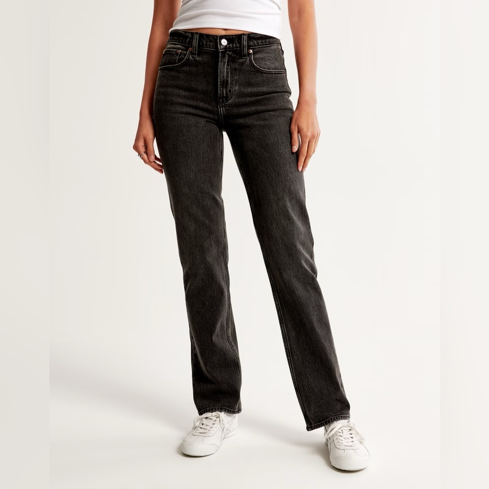 Abercrombie & Fitch Mid Rise 90s Straight Jean